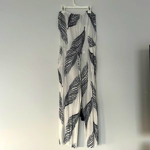 Aakaa Jumpsuit Capri with Tie Small